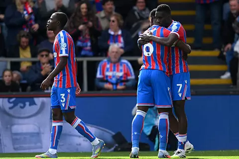 "الكابوس السنغالي".. سار يواصل ضرب دفاع ليفربول